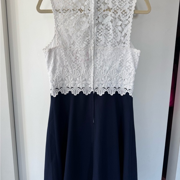 Lilly Pulitzer Carolyn Dress - Picture 2 of 2